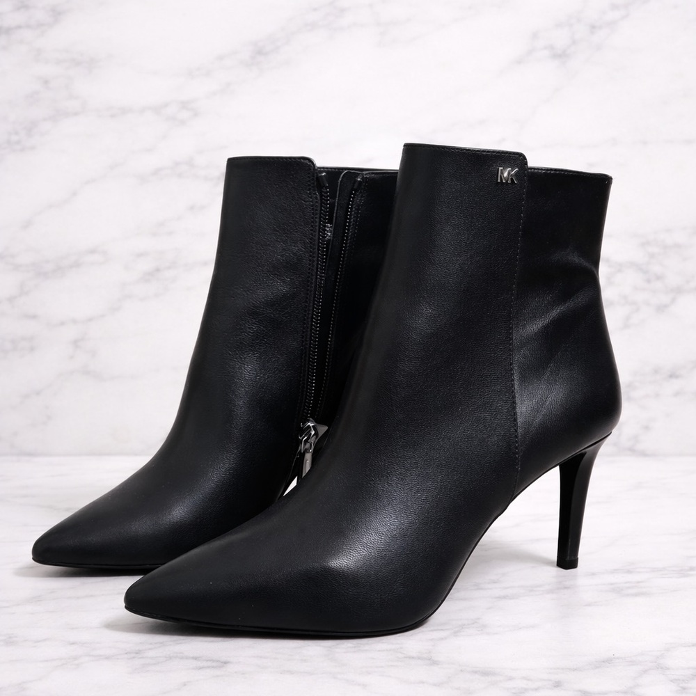 Michael Kors Elegant Black Heeled Boots